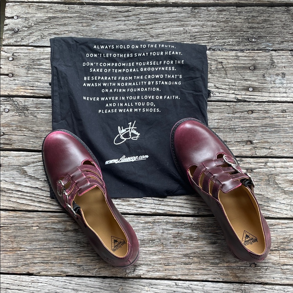 John Fluevog Men’s Wine Burgundy Leather Fisherman Loafers - Picture 4 of 5